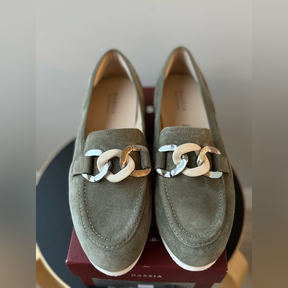 Pisa Loafers size 10 (7UK) NWT!
